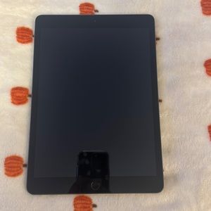 IPad 7th Gen 32 GB